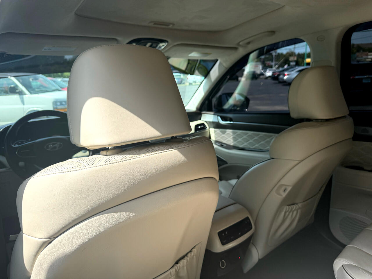 2020 Hyundai Palisade Limited Image 16 of 41