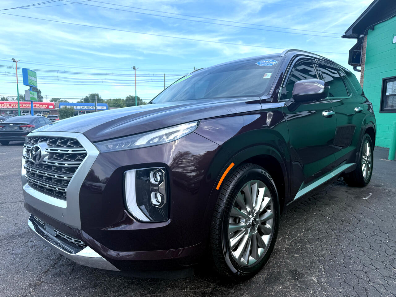 2020 Hyundai Palisade Limited Image 2 of 41