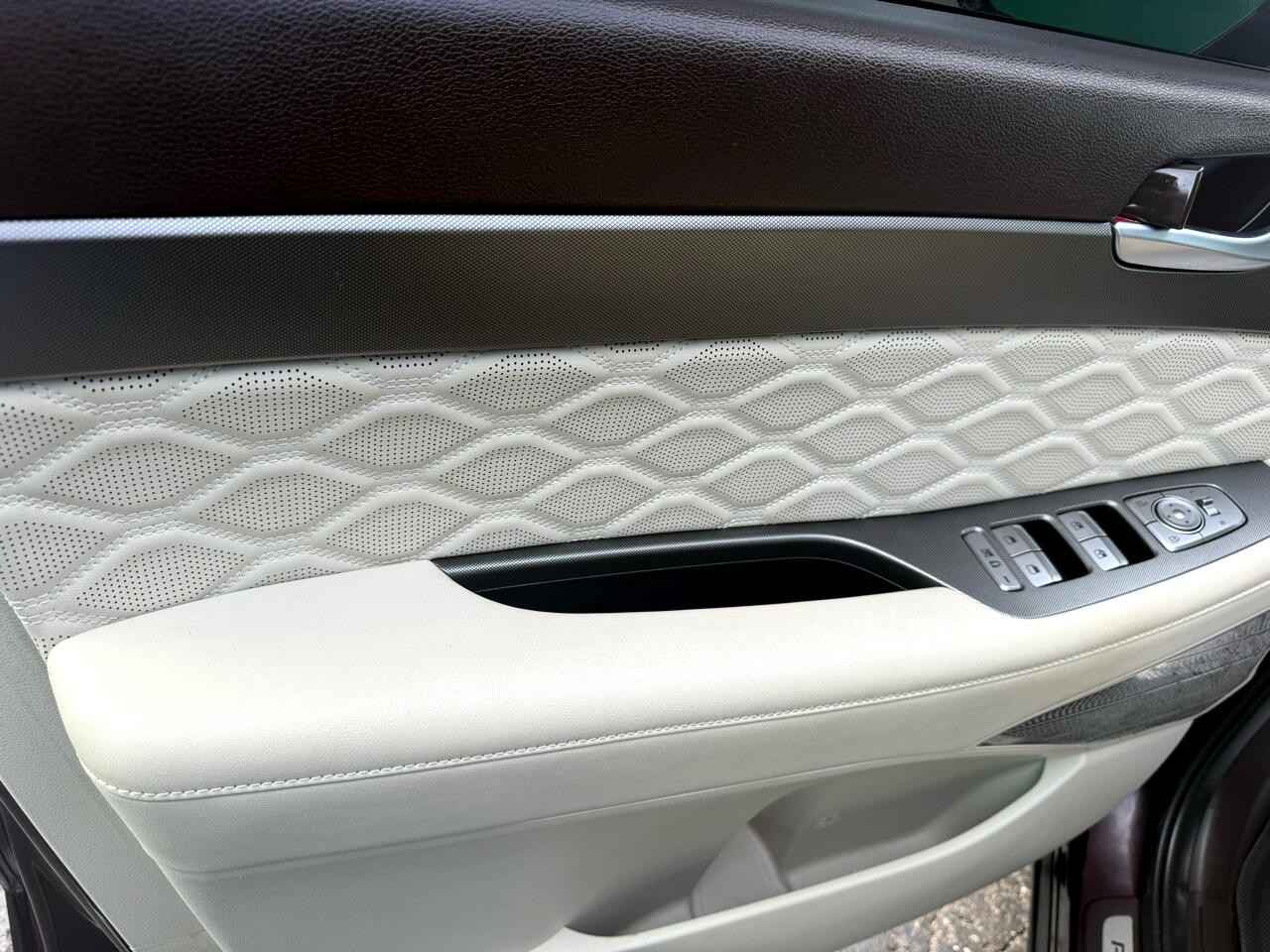 2020 Hyundai Palisade Limited Image 26 of 41