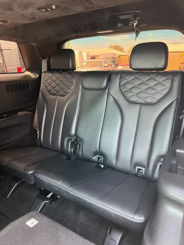 Vehicle image 22 of 46