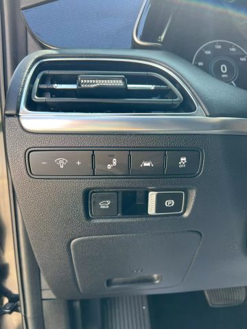 Vehicle image 27 of 46