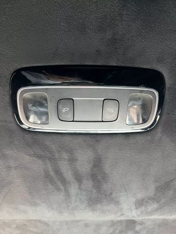Vehicle image 44 of 46