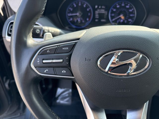 Vehicle image 20 of 42