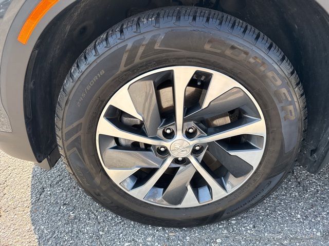 Vehicle image 9 of 42