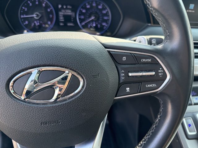 Vehicle image 19 of 42