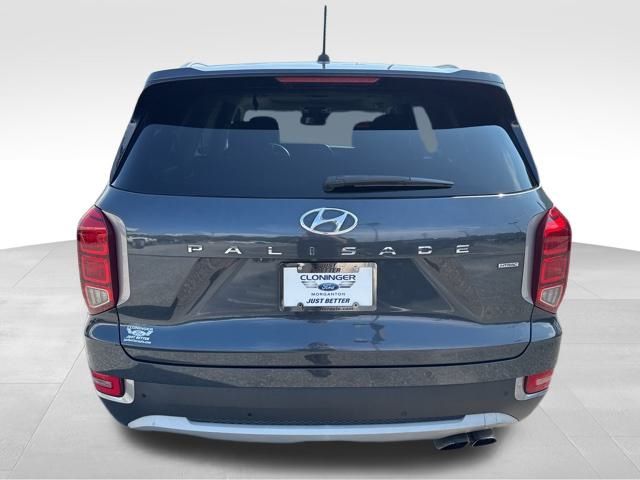 Vehicle image 6 of 42