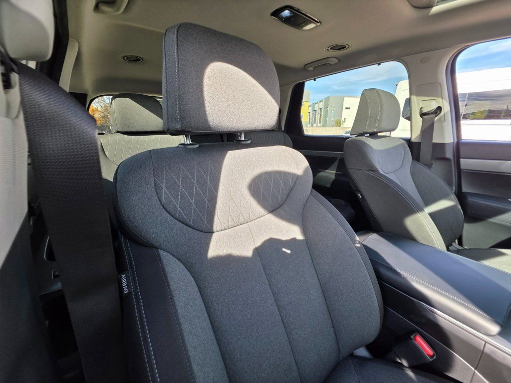 2020 Hyundai Palisade SEL Image 10 of 39