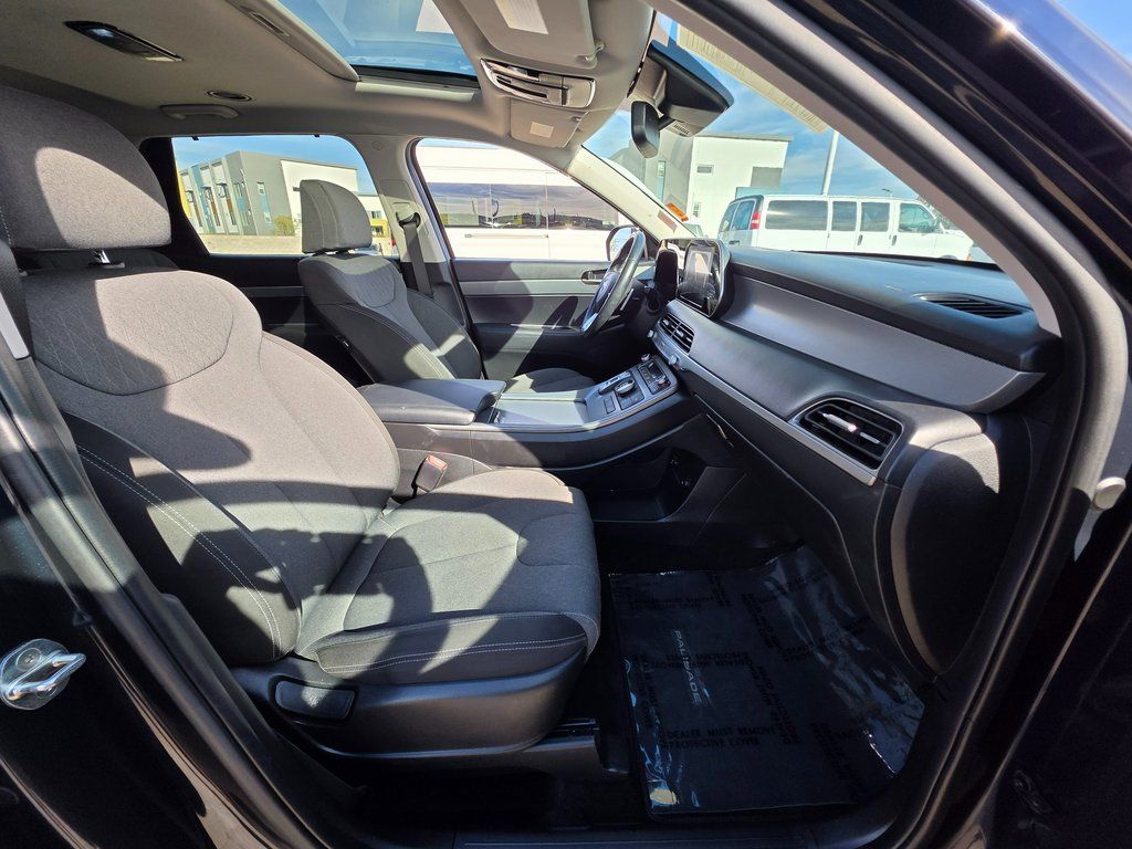 2020 Hyundai Palisade SEL Image 14 of 39