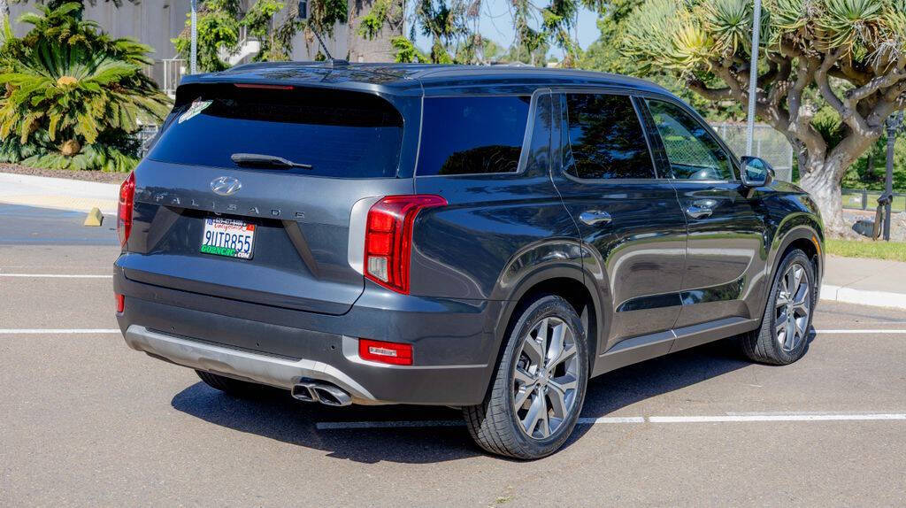 2020 Hyundai Palisade SEL Image 7 of 32