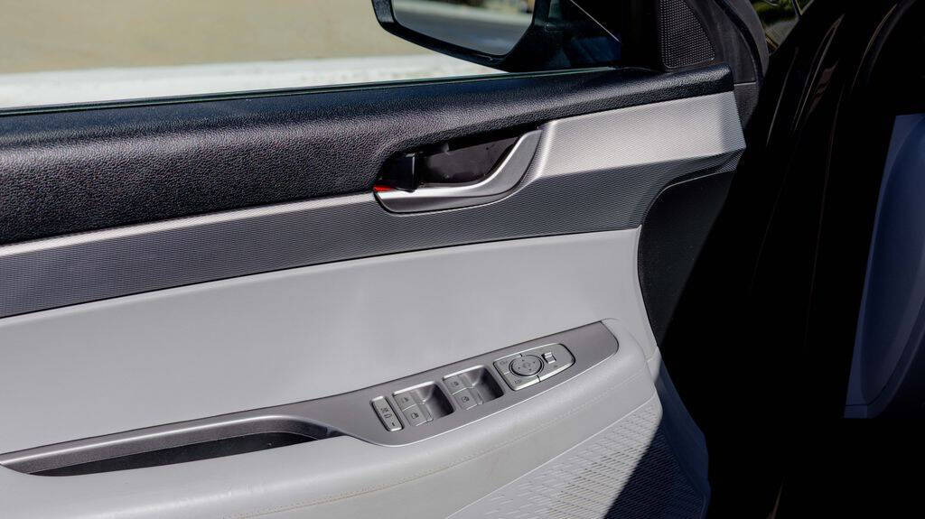 2020 Hyundai Palisade SEL Image 28 of 32