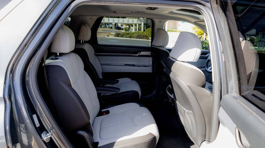 2020 Hyundai Palisade SEL Image 16 of 32