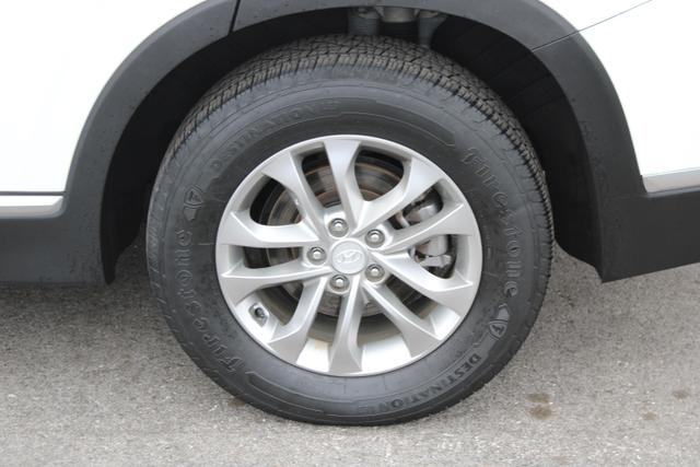 Vehicle image 31 of 36