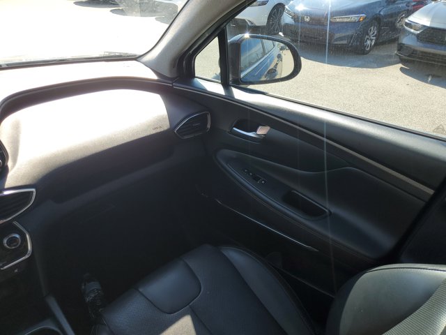 2020 Hyundai Santa Fe Limited Image 21 of 34