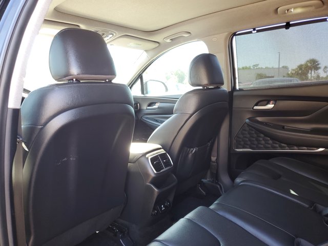 2020 Hyundai Santa Fe Limited Image 16 of 34