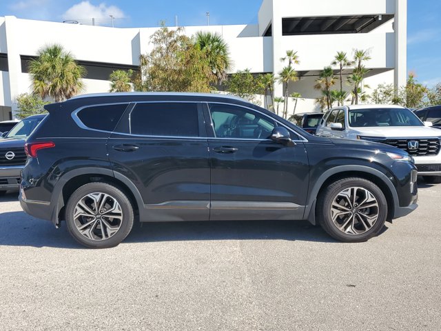 2020 Hyundai Santa Fe Limited Image 5 of 34