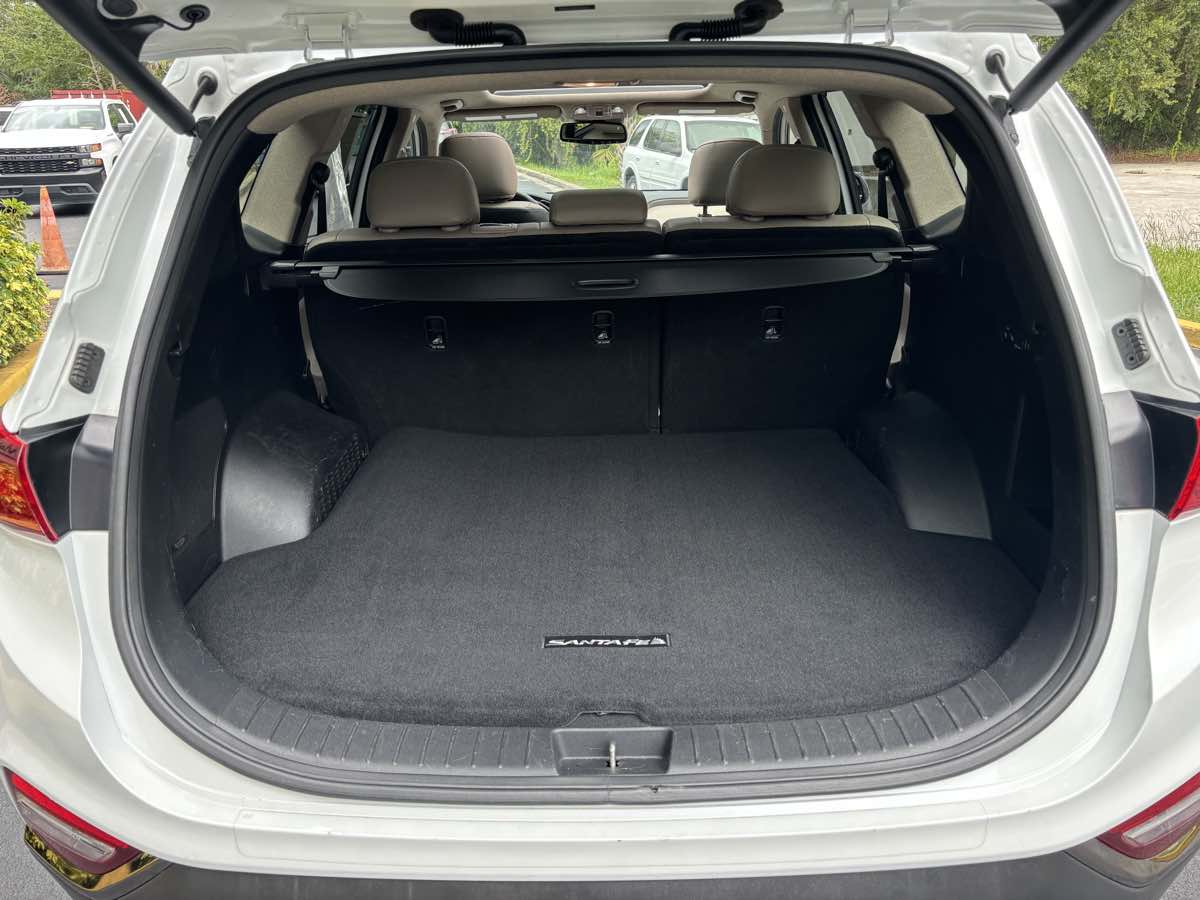 Vehicle image 6 of 26