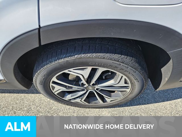 Vehicle image 8 of 25
