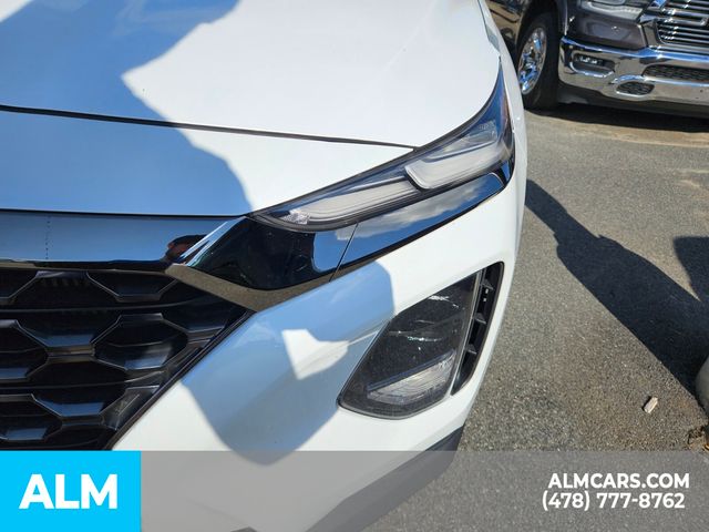 Vehicle image 15 of 25