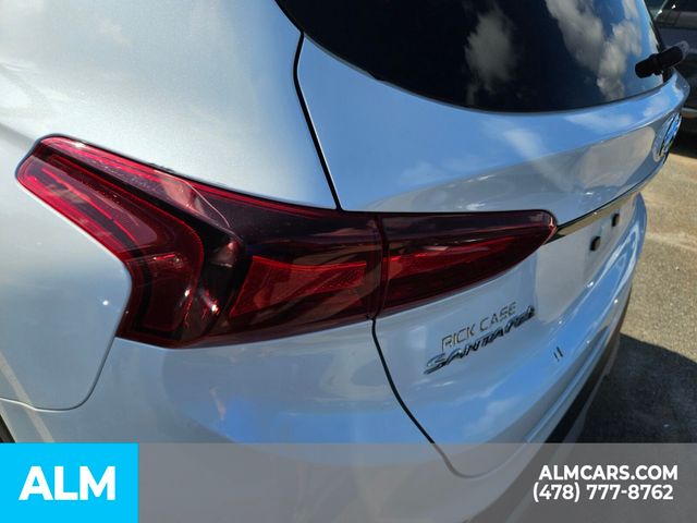 Vehicle image 22 of 25