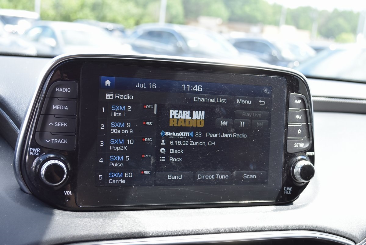 Vehicle image 26 of 35