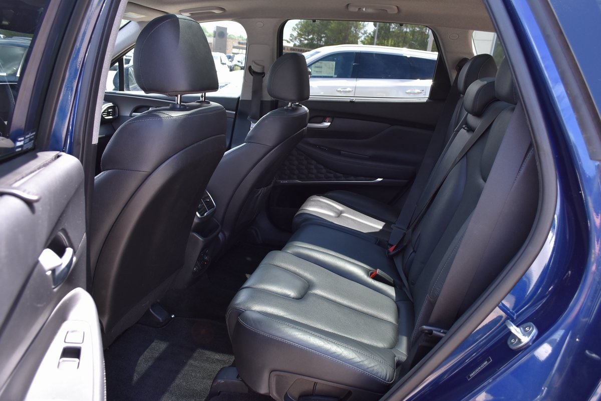 Vehicle image 17 of 35