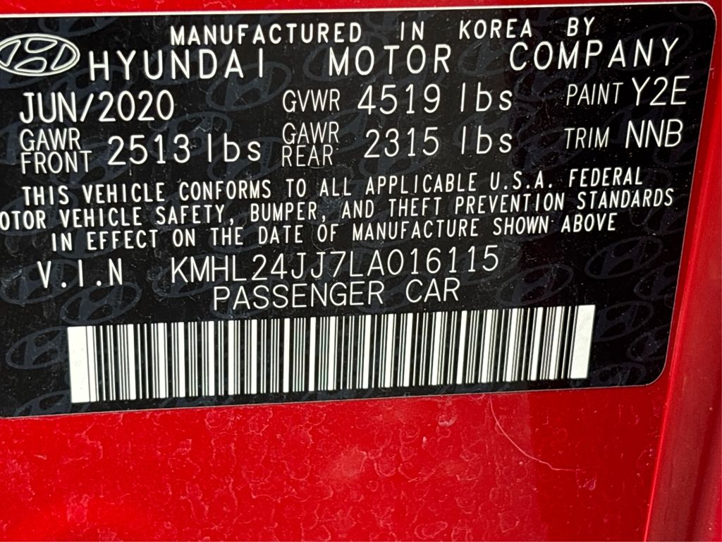 Vehicle image 31 of 36