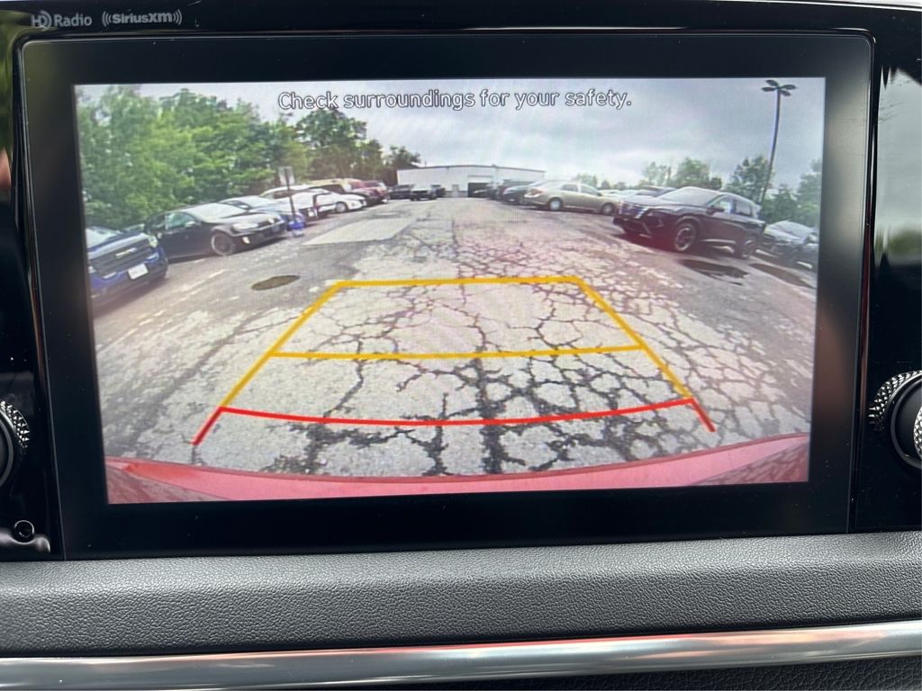 Vehicle image 19 of 36