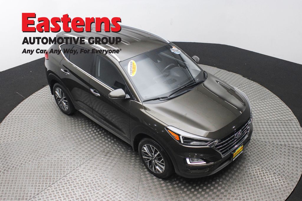 Vehicle image 15 of 61