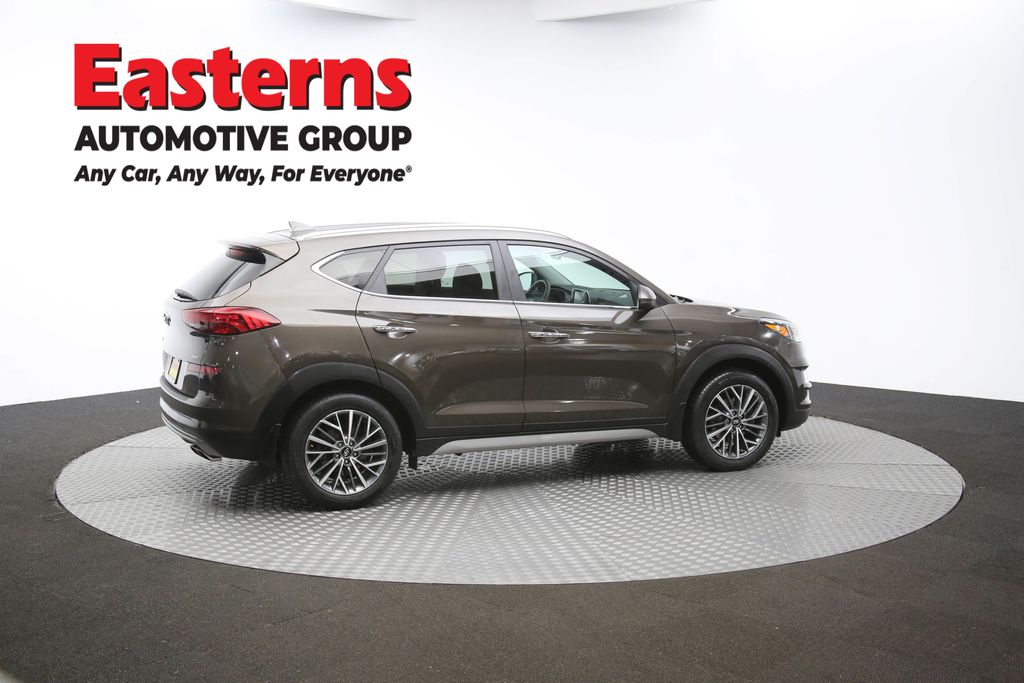 Vehicle image 20 of 61