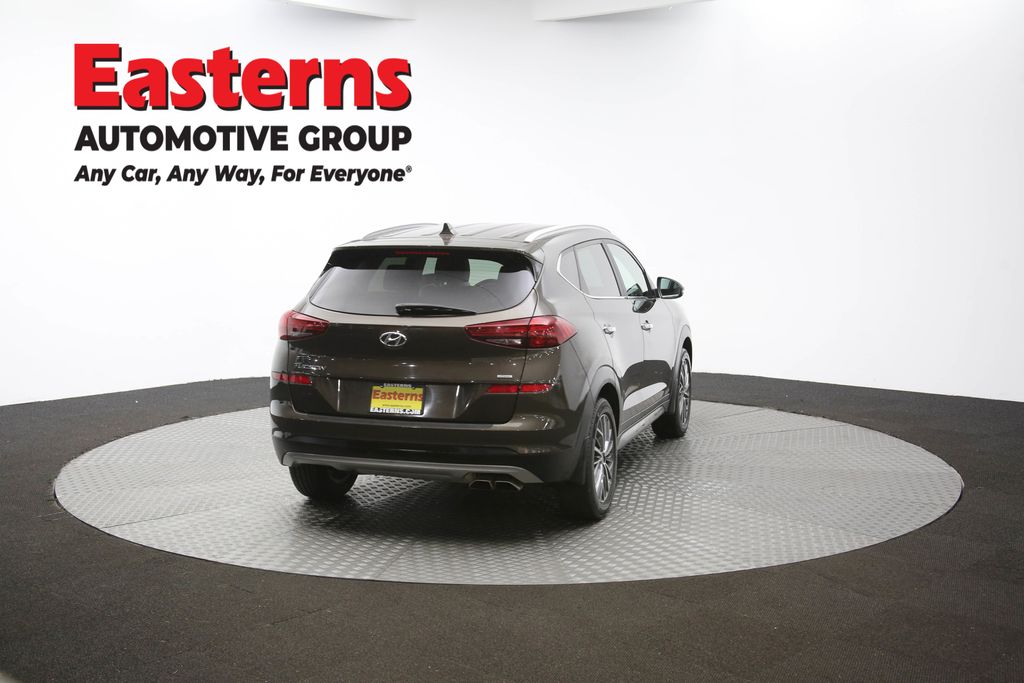 Vehicle image 23 of 61