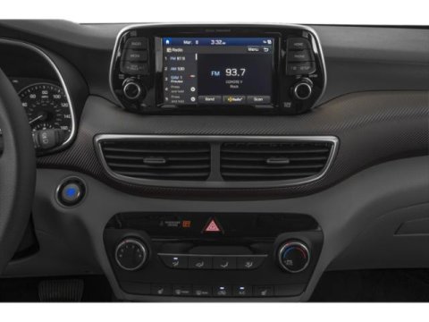 Vehicle image 13 of 18