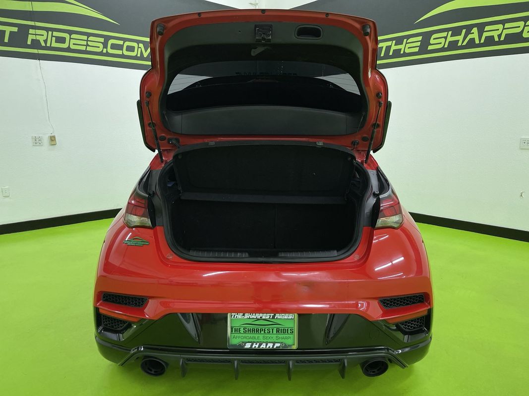 Vehicle image 11 of 29