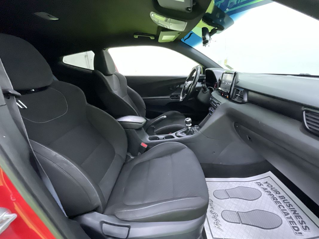 Vehicle image 28 of 29