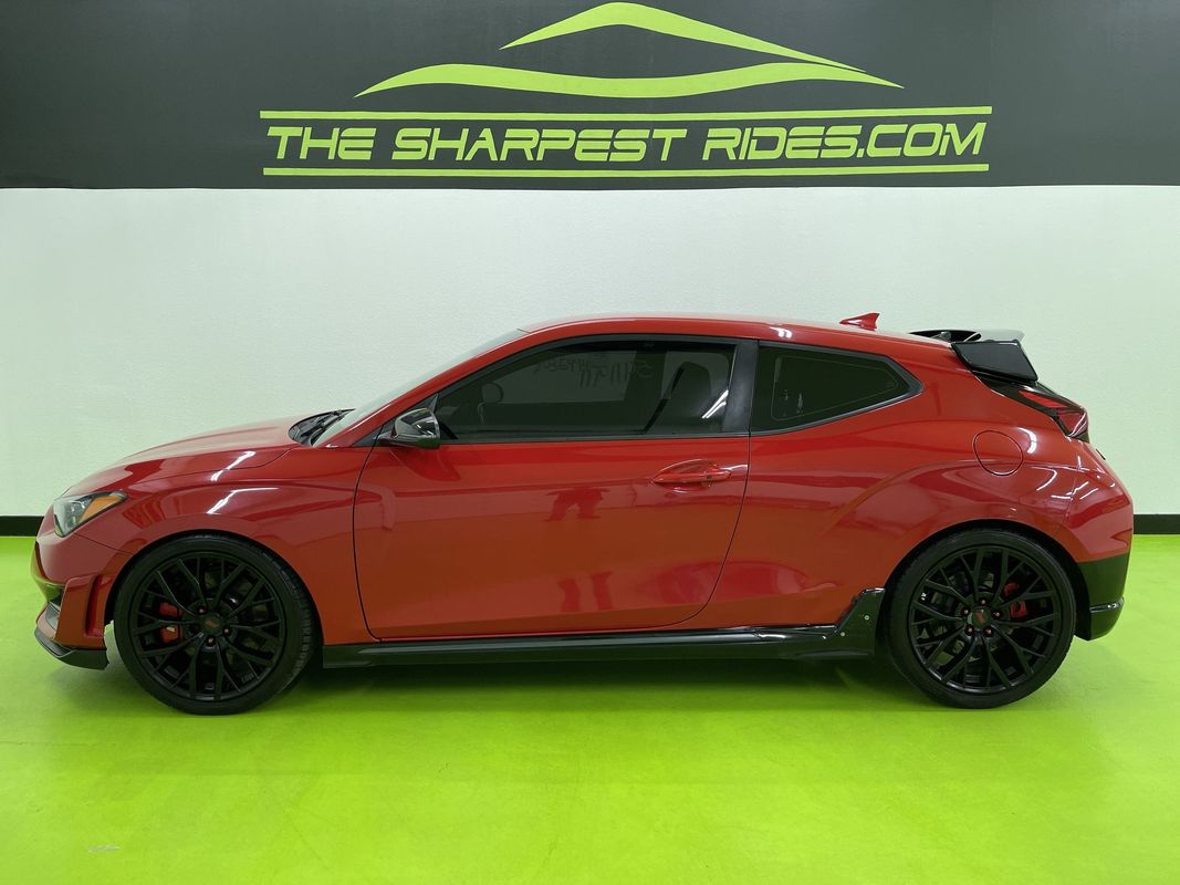 Vehicle image 8 of 29