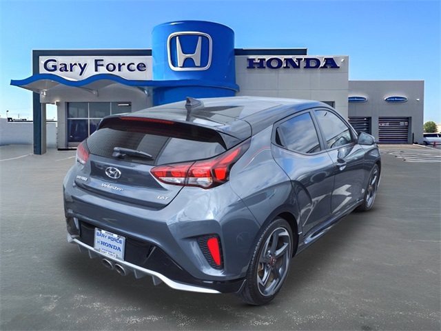 Vehicle image 4 of 22