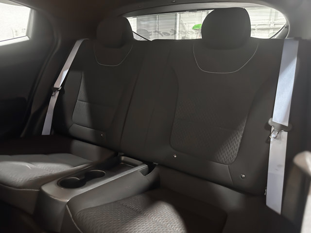 Vehicle image 18 of 29