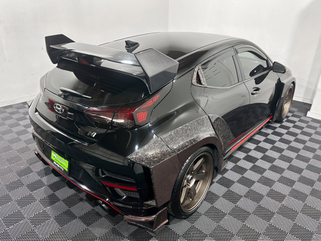 Vehicle image 9 of 29