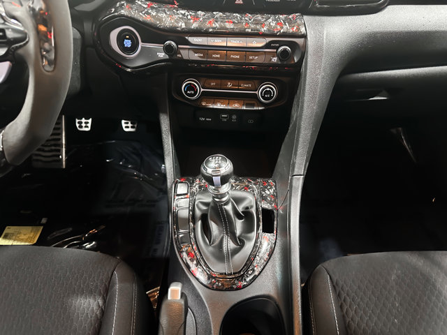 Vehicle image 26 of 29