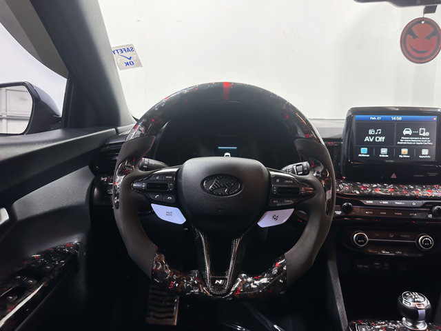 Vehicle image 28 of 29