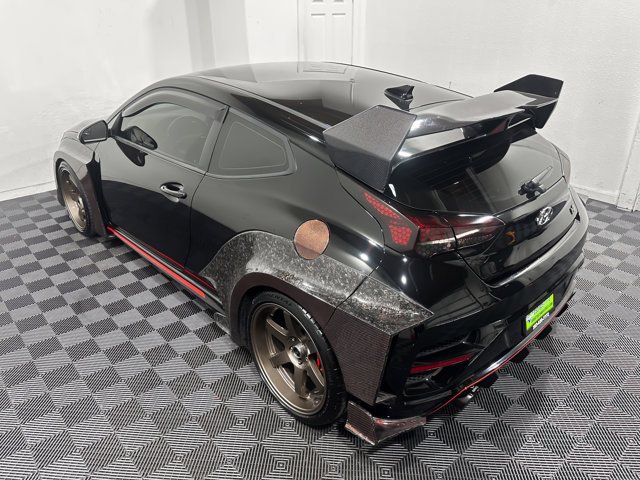 Vehicle image 8 of 29