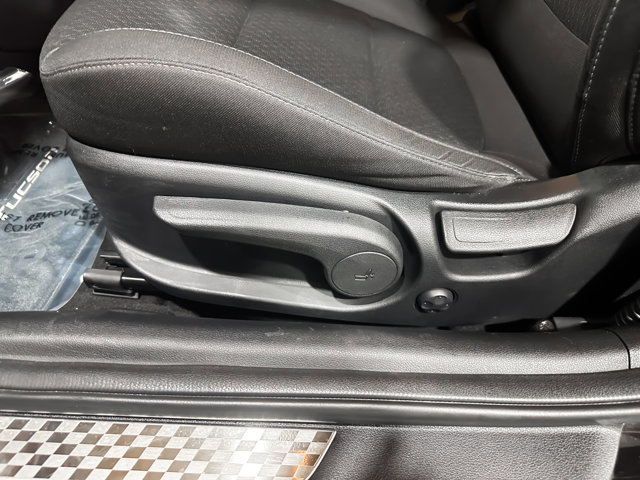 Vehicle image 15 of 29