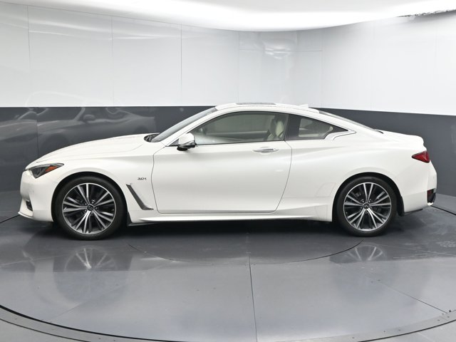 Vehicle image 22 of 36