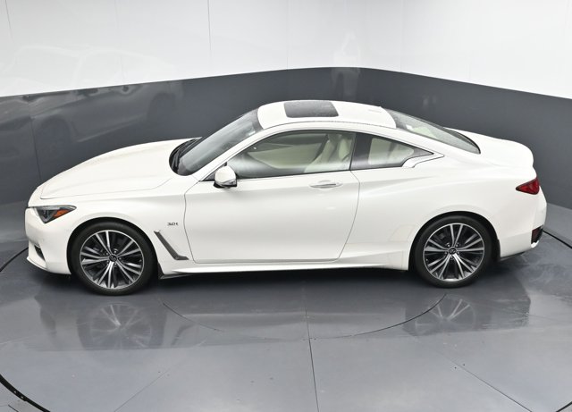 Vehicle image 21 of 36