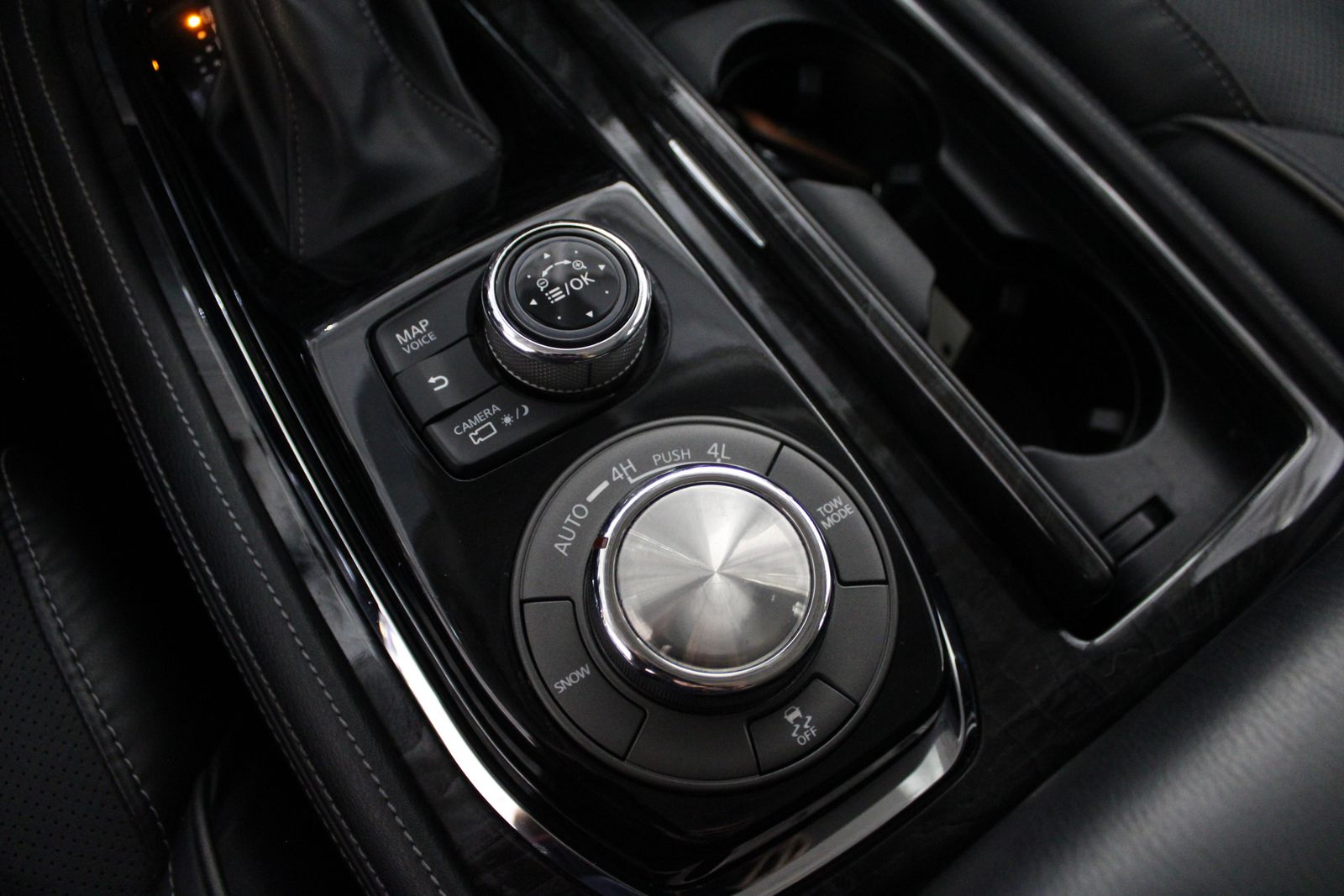 2020 INFINITI QX80 Luxe Image 36 of 41