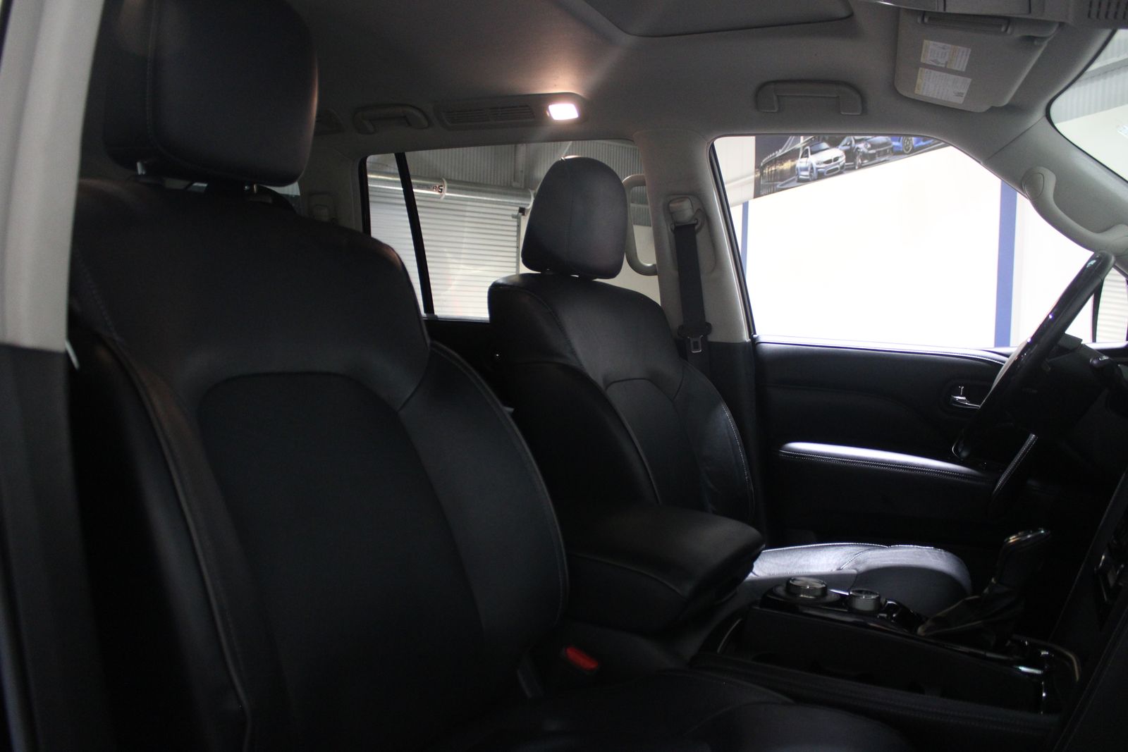 2020 INFINITI QX80 Luxe Image 20 of 41