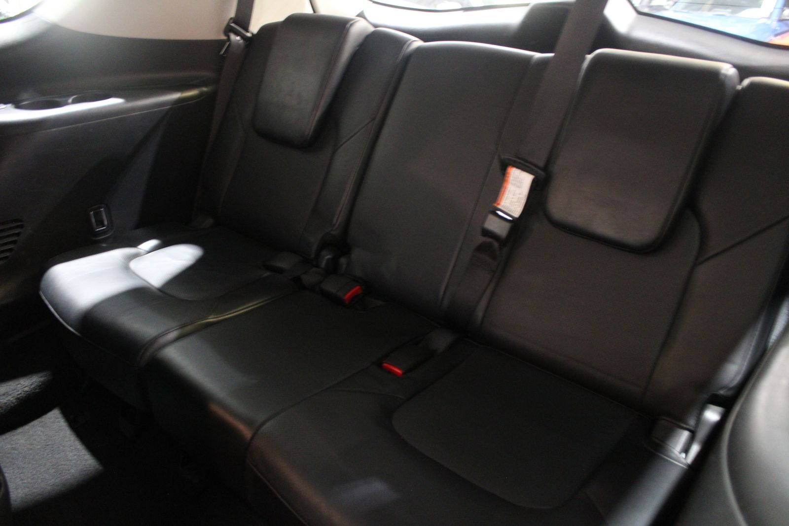 2020 INFINITI QX80 Luxe Image 26 of 41