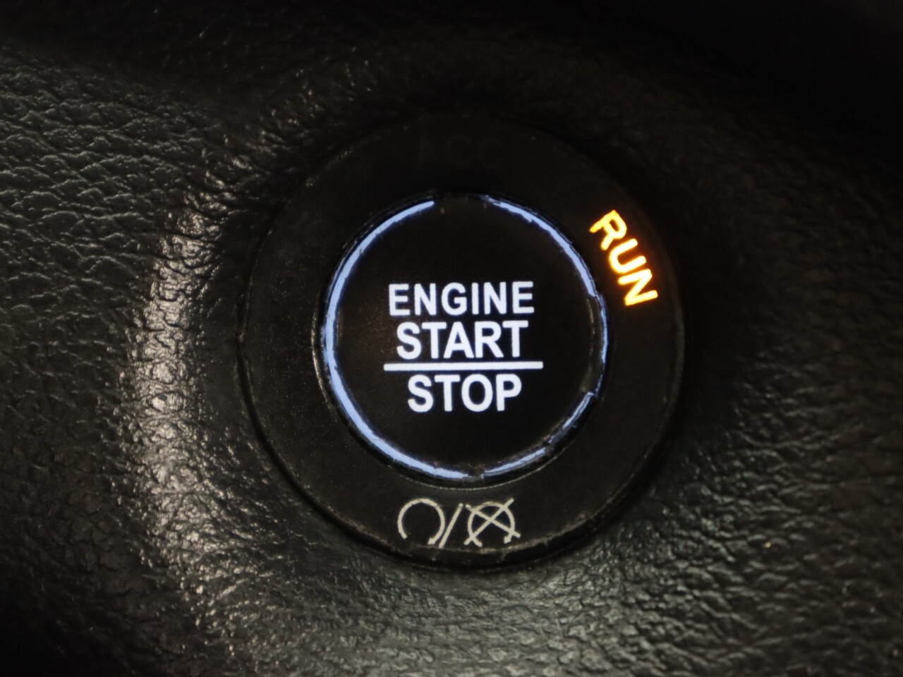 Vehicle image 24 of 49
