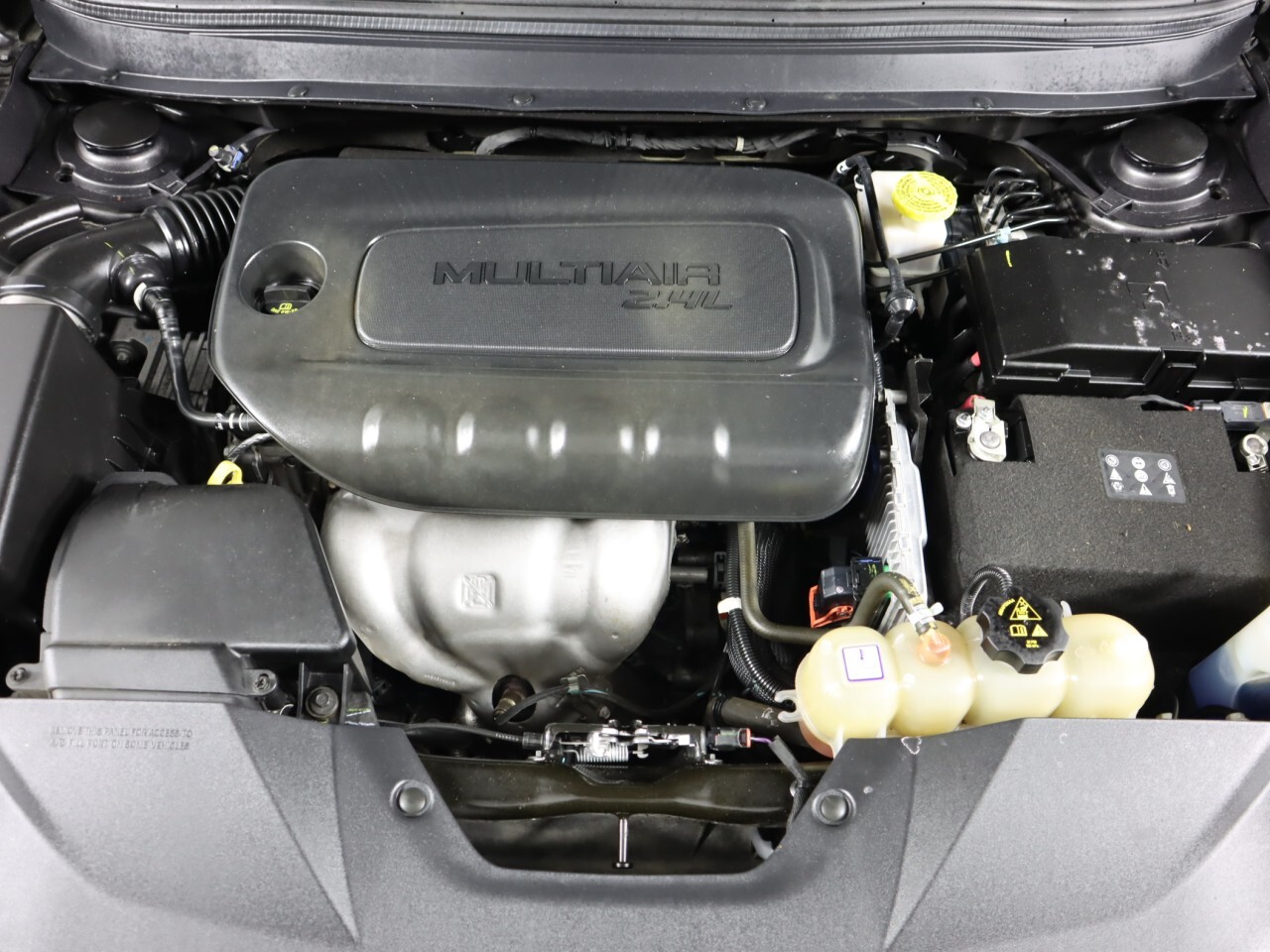 Vehicle image 46 of 49