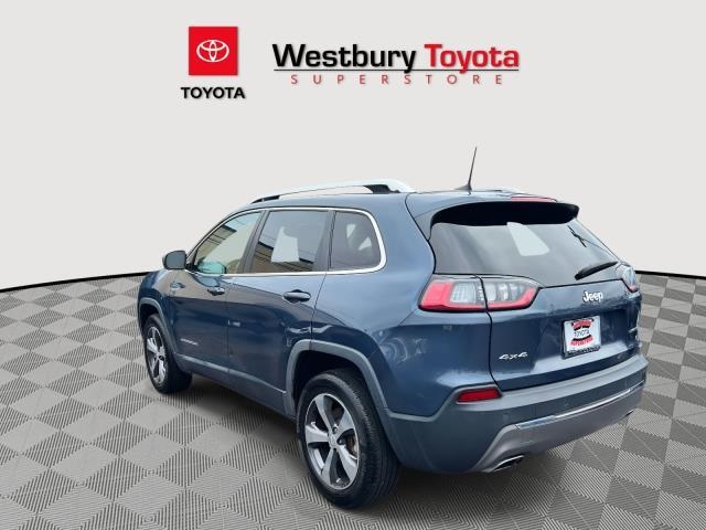 Vehicle image 6 of 37