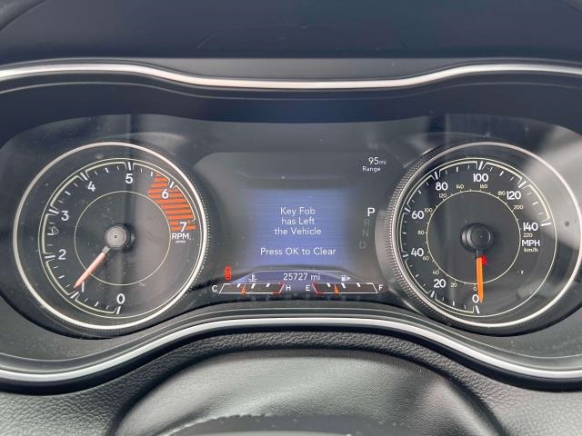 Vehicle image 10 of 37